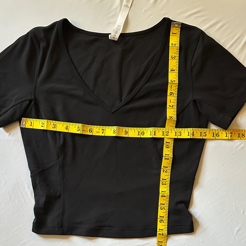 lululemon Black V-Neck Short Sleeve crop Top 6 - Picture 6 of 6